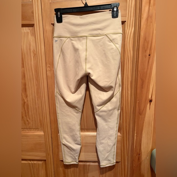 Fabletics PowerHold® Leggings cream/tan - Picture 2 of 9